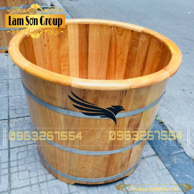 Cách chọn mua bồn tắm bằng gỗ không phải ai cũng biết
